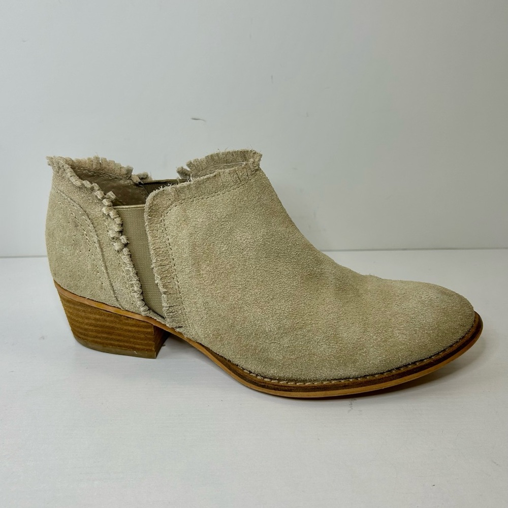 Rebels Ankle Boots Booties Cream Tan Beige Suede Fringe Trim Size 7.5